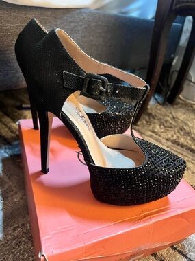 Black Crystal Embellished T-Strap High Heel Pumps